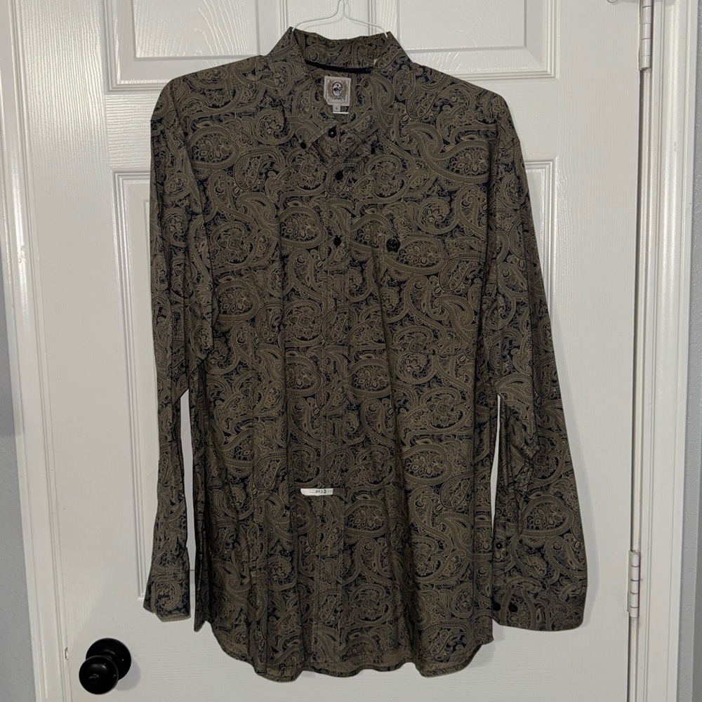 Men’s Cinch Button Down Long Sleeve